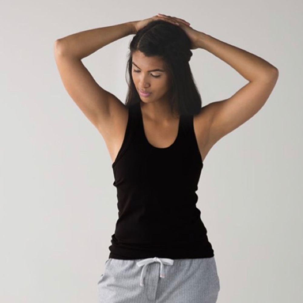 NEW WITH TAGS 🏷 LULULEMON Inspiration Tank II